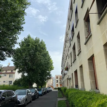 Kwatera prywatna Double Cosy Aux Portes De Paris Drancy